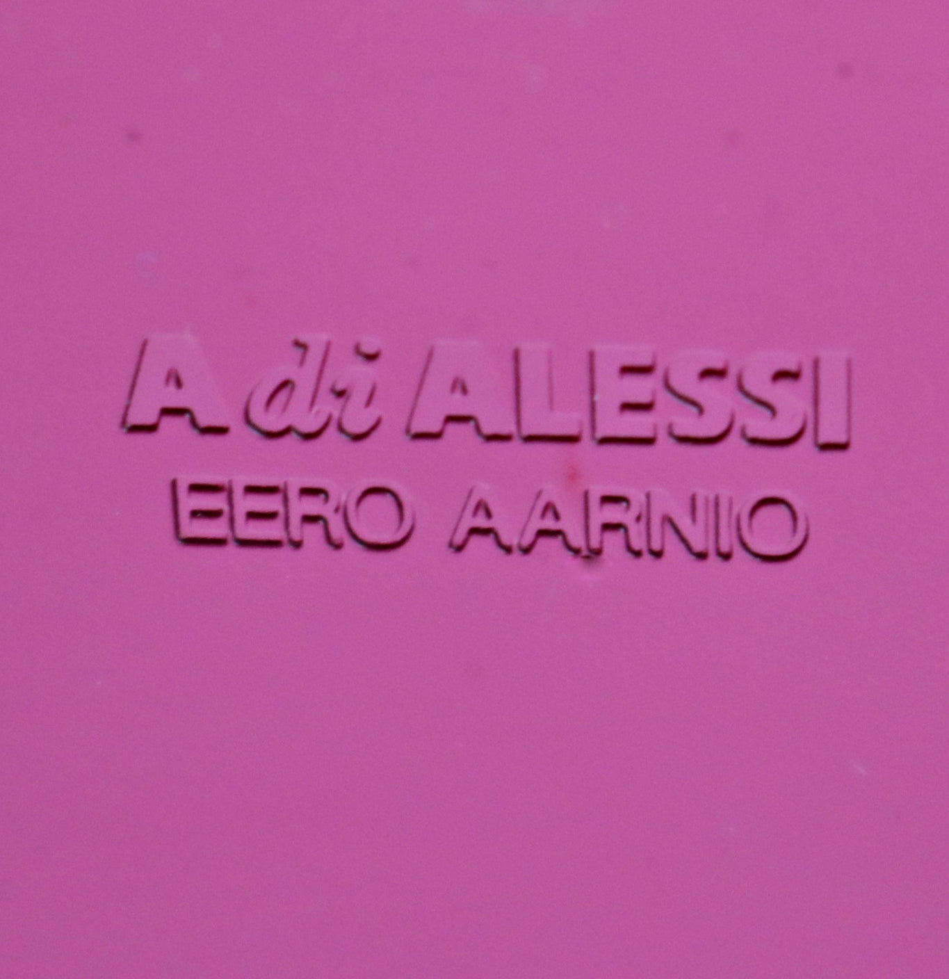 Eero Aarnio for Alessi Citrus juicer - Pomegranate rare retired Y2K colour - unused stock 2009