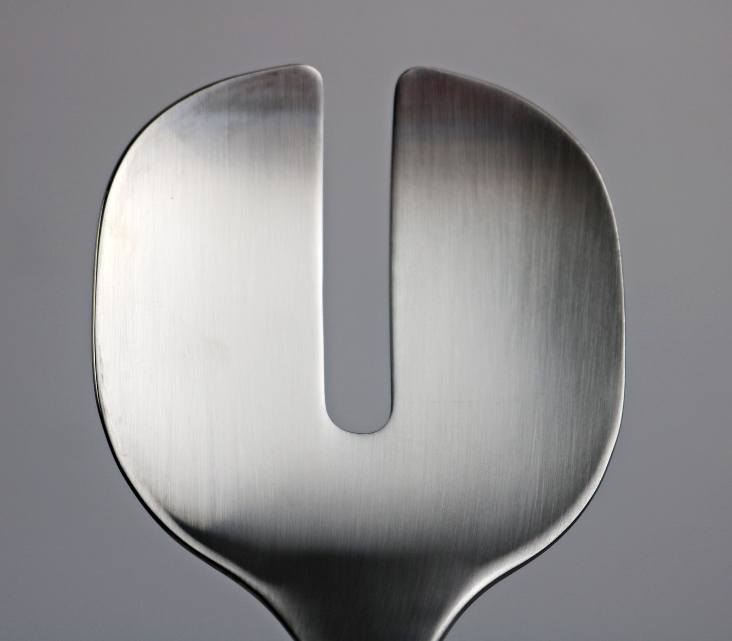 Robert Welch Aaron salad servers - boxed and unused - retired 2009