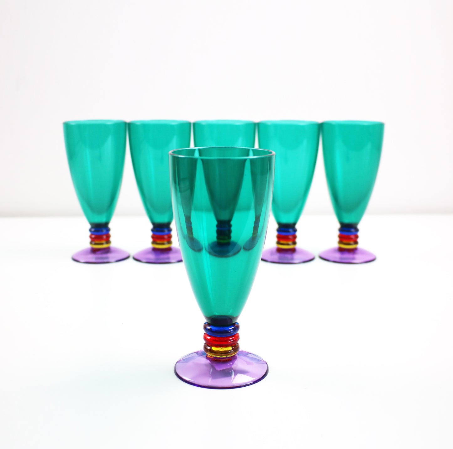 Individual 1990s acrylic stemmed tumbler by Guzzini Italy - postmodern design -unused stock