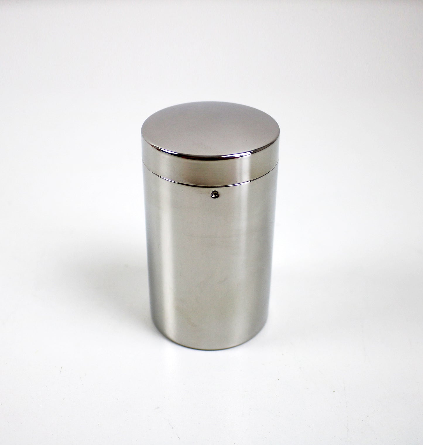 Small sugar / cocoa shaker by Carlo Alessi 1952 design. Retired re-issue unused