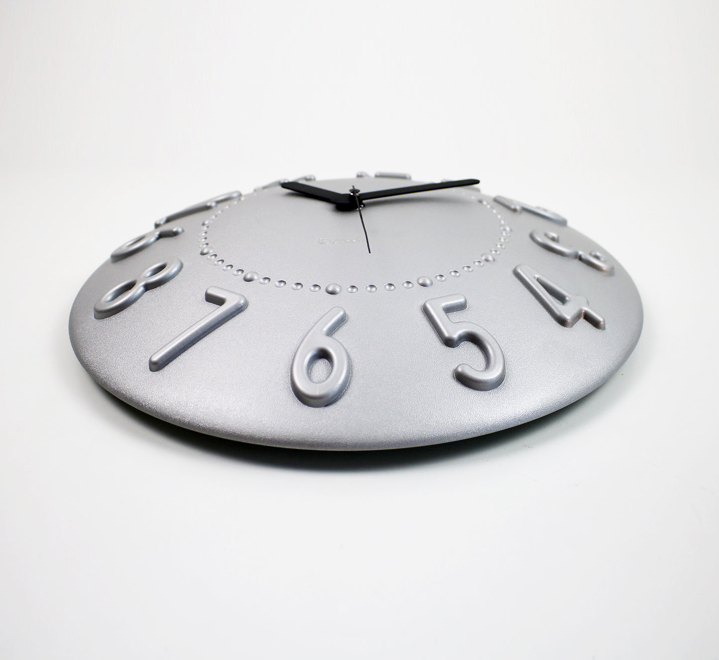 Rare Y2K space age wall clock by Angletti E Ruzza for Guzzini Time 2 Go acrylic wall clock in silver grey - space age aesthetic