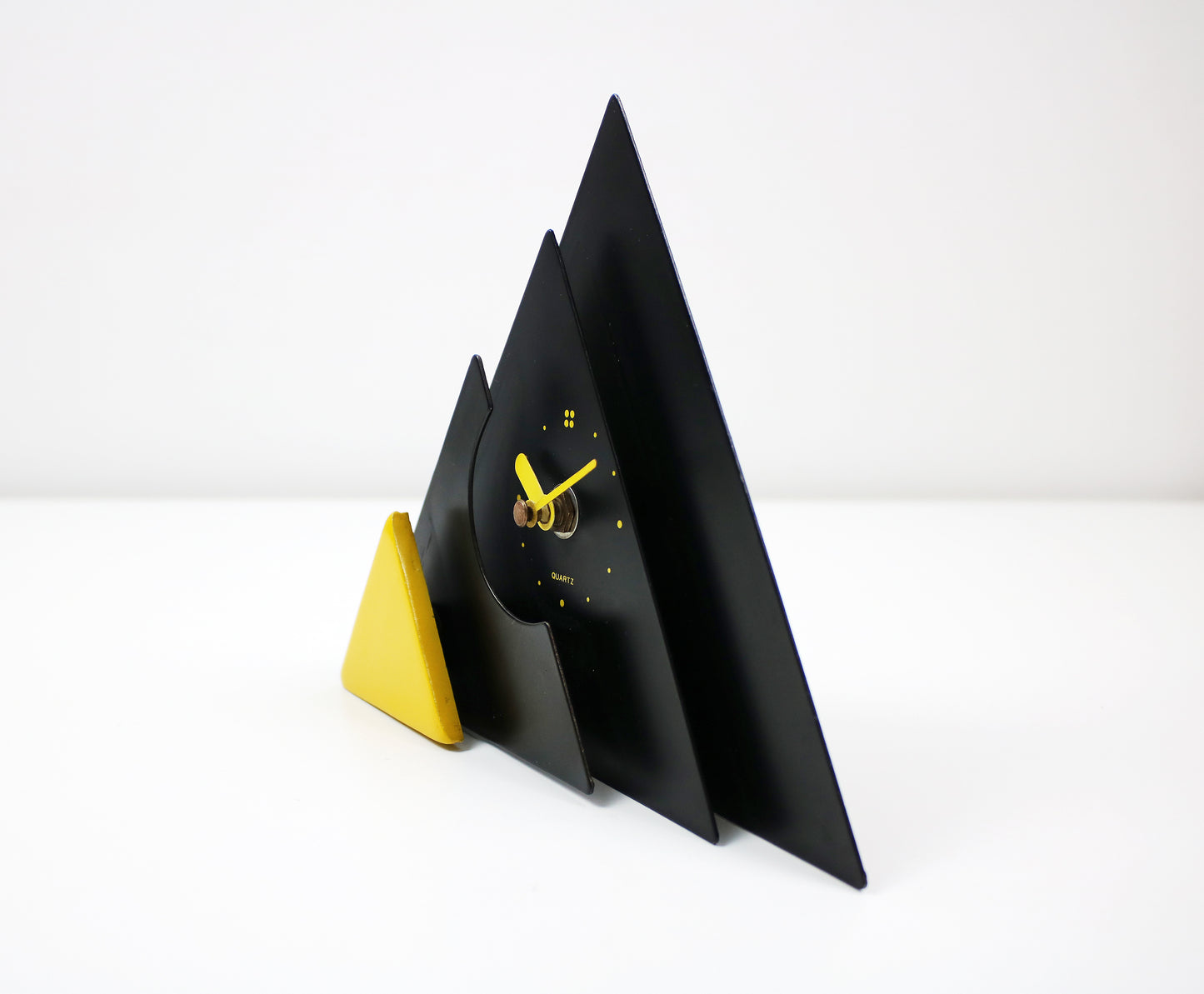 Post modern geometric mantle clock - black and yellow enamelled metal