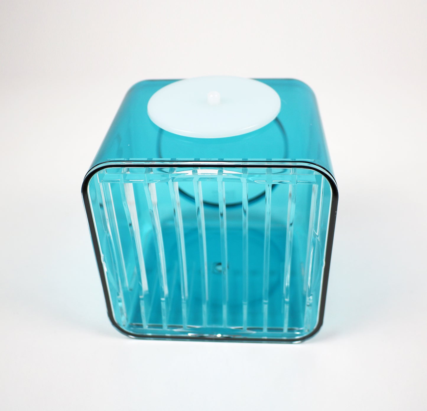 Individual Angletti and Ruzza C-Dream cube in polished acrylic for Fratelli Guzzini 2001
