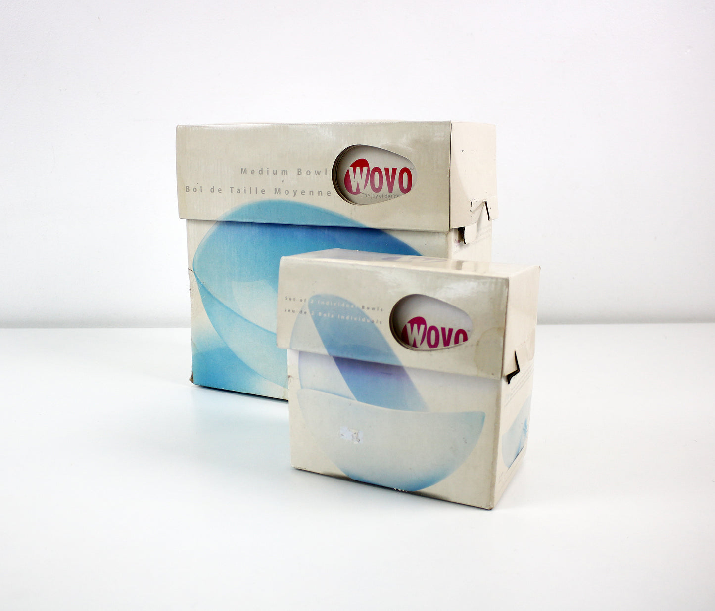 Wovo set of 3 serving bowls - white. Unused early 2000s vintage stock