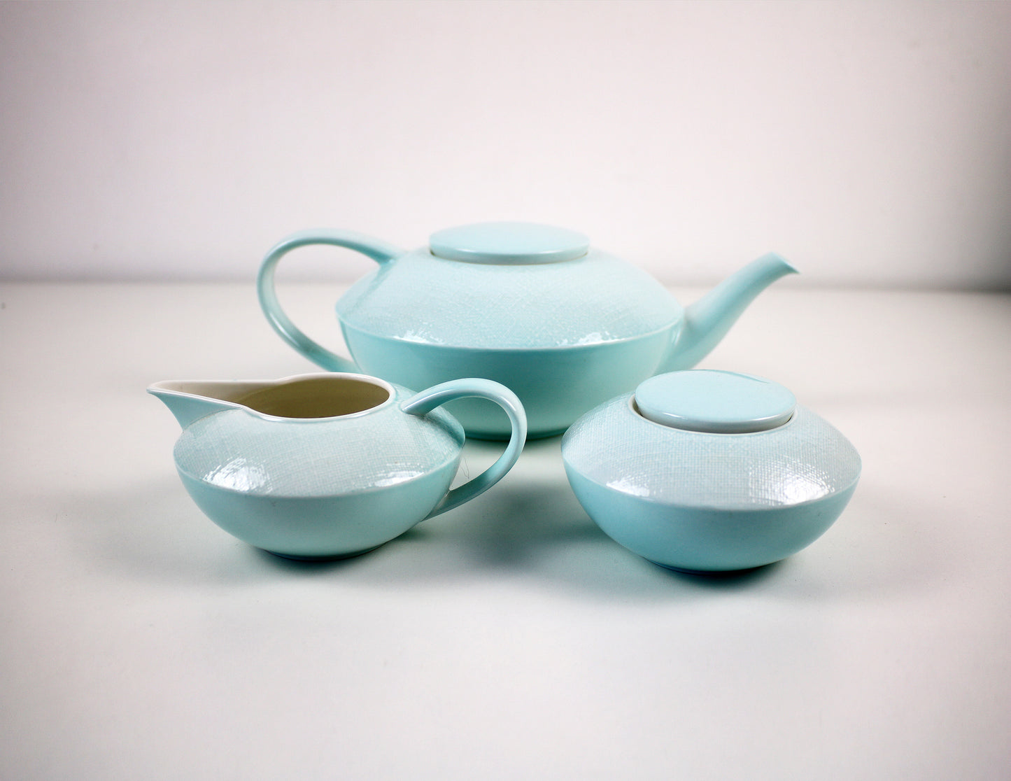Noir Aqua tea serving set by Villeroy & Boch early 21st century