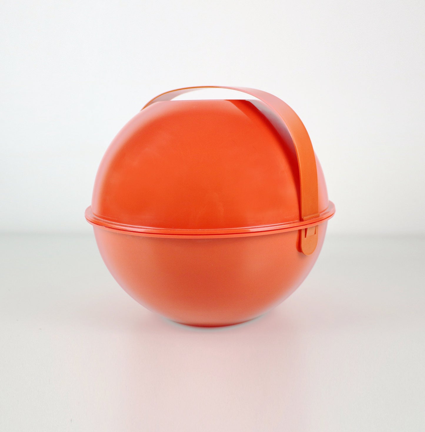 1970s orange Pic Ball picnic set by Carlo Vigloni for Guzzini