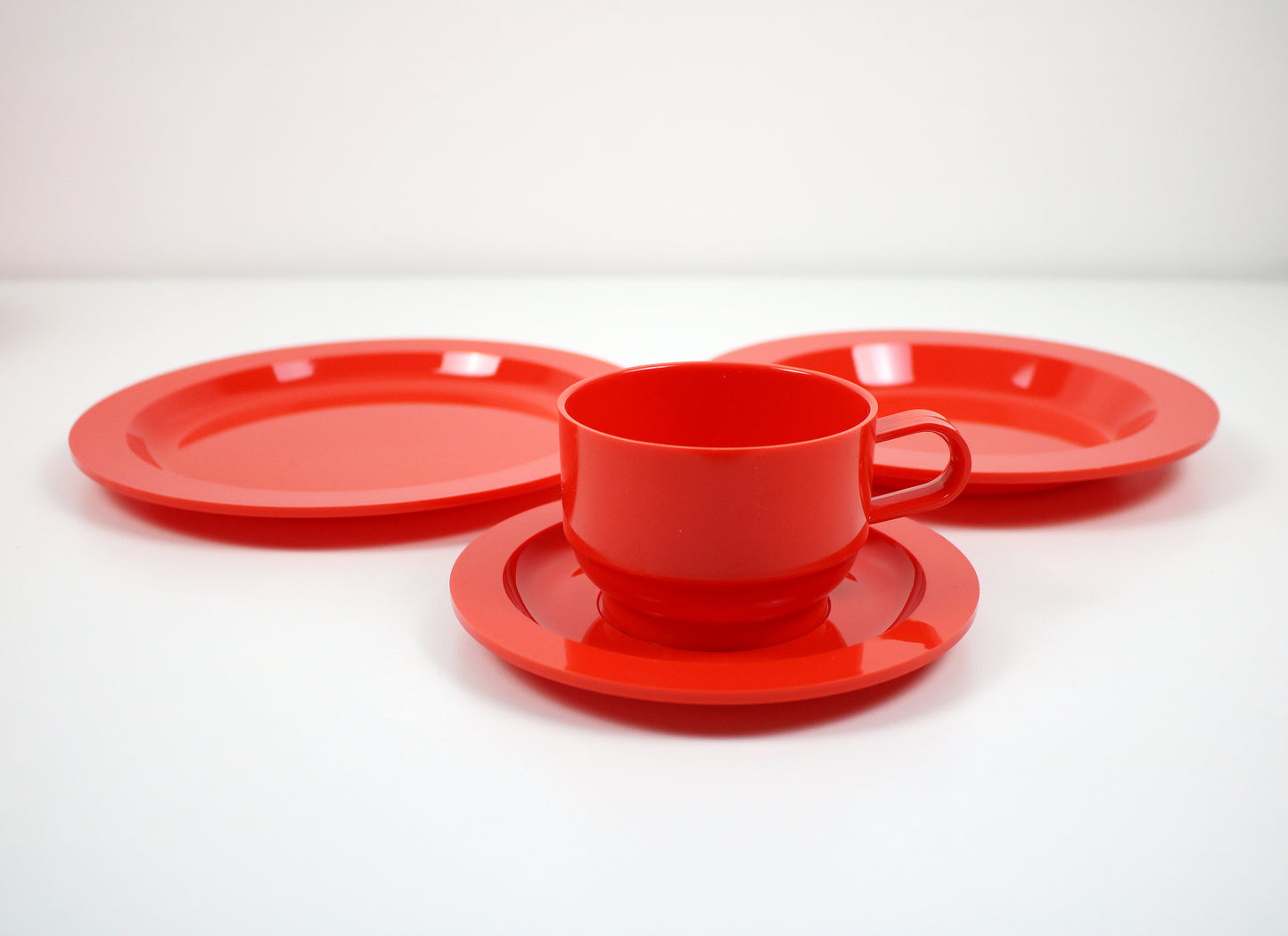 Carlo Vigloni for Guzzini - 1970s orange Pic Boll afternoon tea picnic set - unused vintage stock - rare version