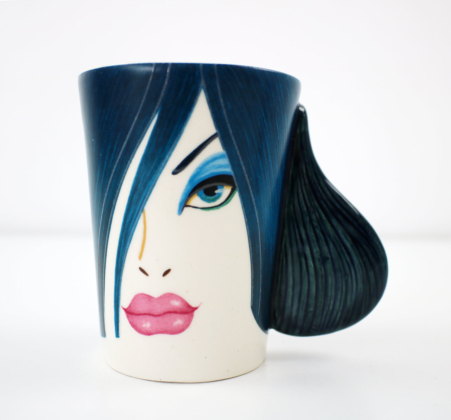 Ayaira Homestores Thailand - preloved graphic mug pair