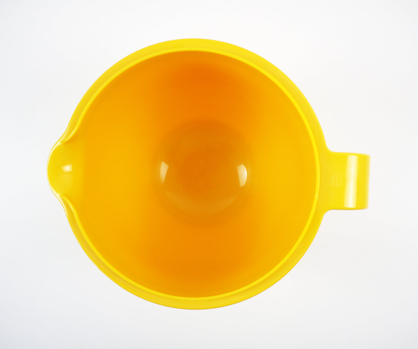 Chef Line yellow mixing bowl by Bruno Gecchelin for Guzzini Italy - retired colour