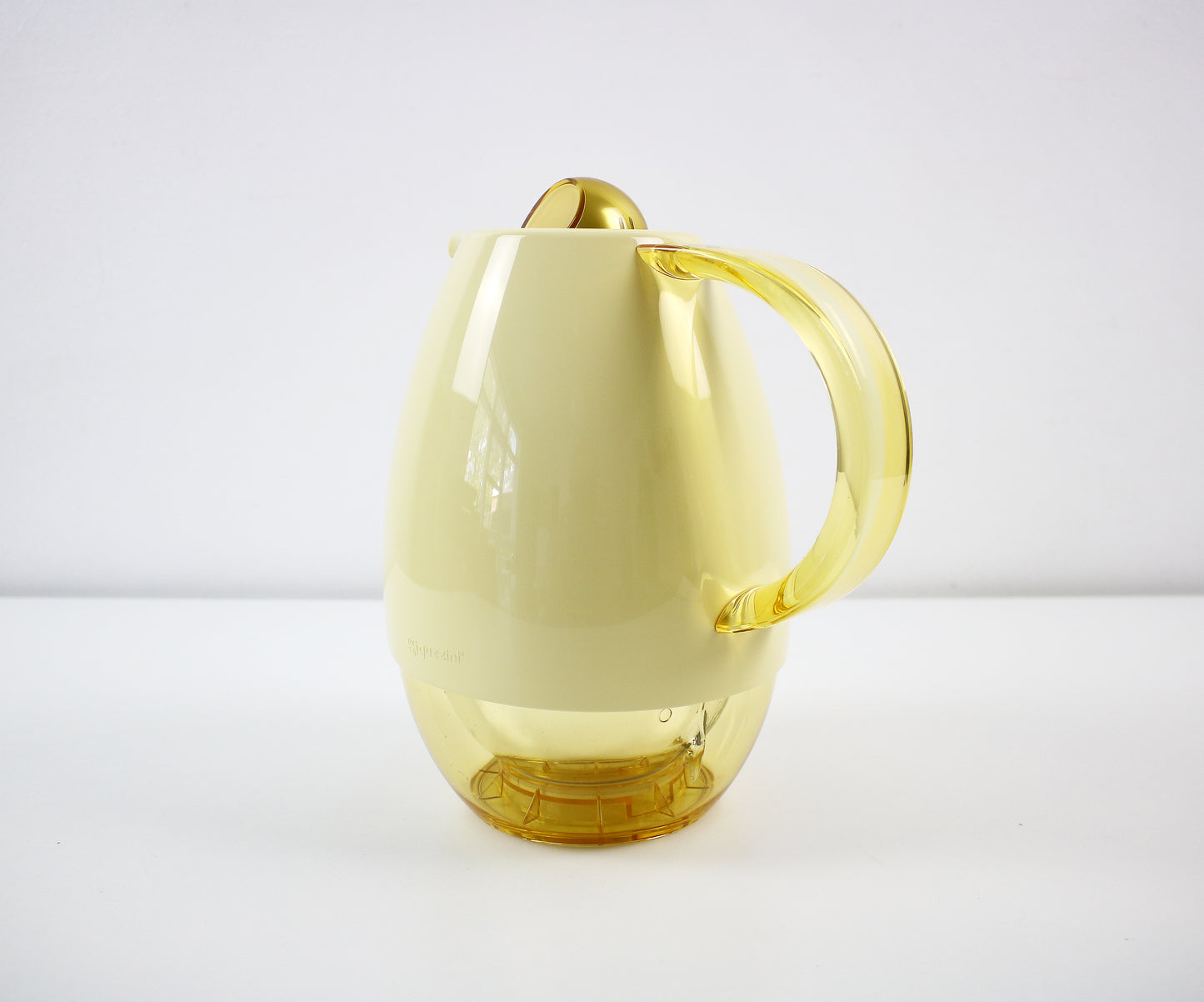Robin Levien 'Feeling' vacuum flask for Fratelli Guzzini 2003
