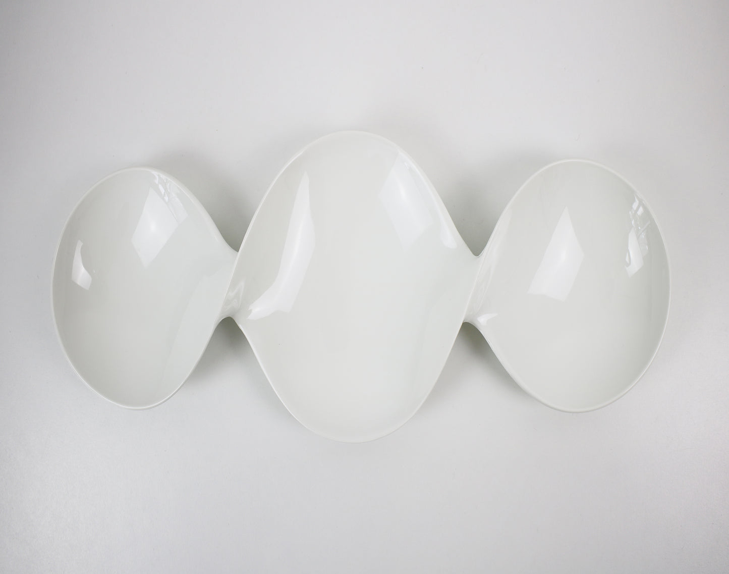 Scott Henderson 2001 Wovo Twist Bowl - white. Unused vintage stock