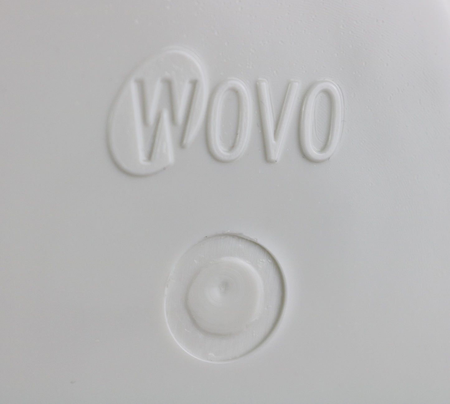 Scott Henderson 2001 Wovo Twist Bowl - white. Unused vintage stock