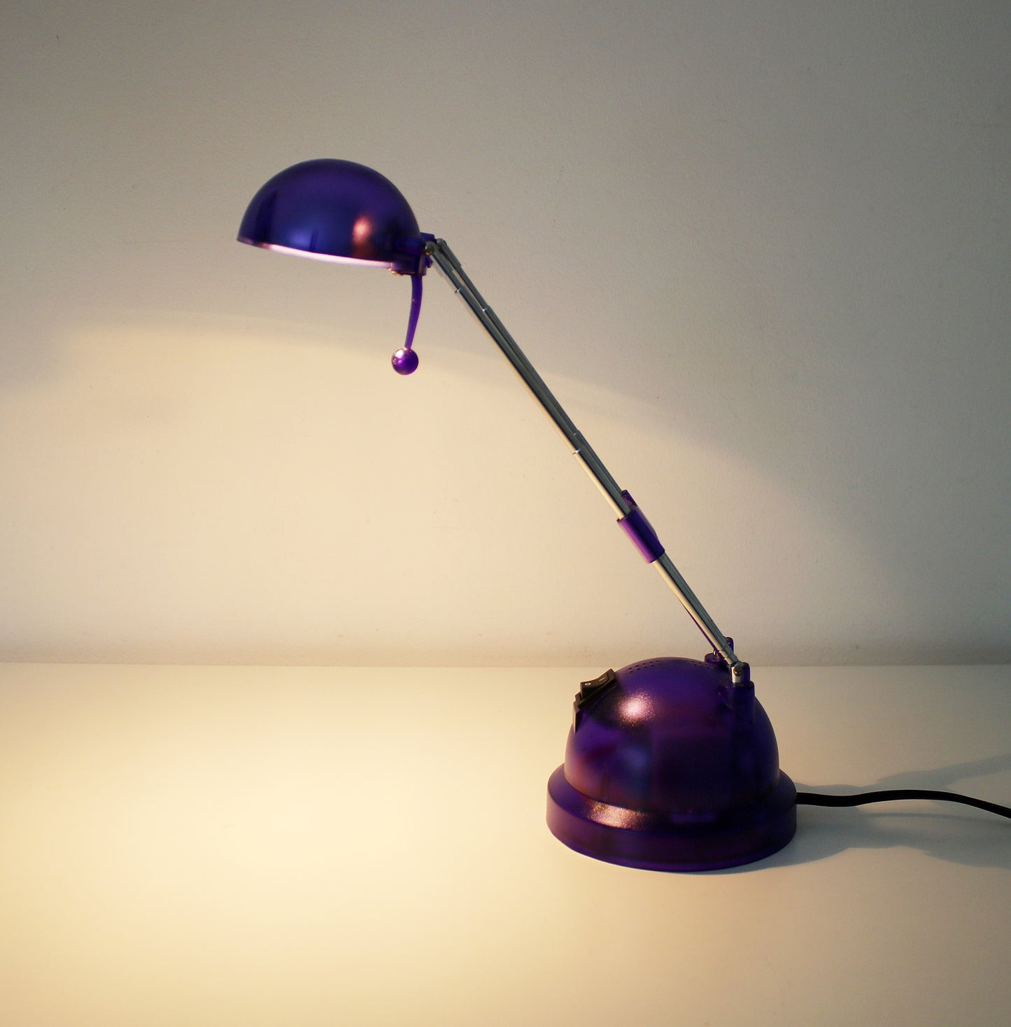 Frosted plastic desk light 1990s / Y2K - Purple or Blue