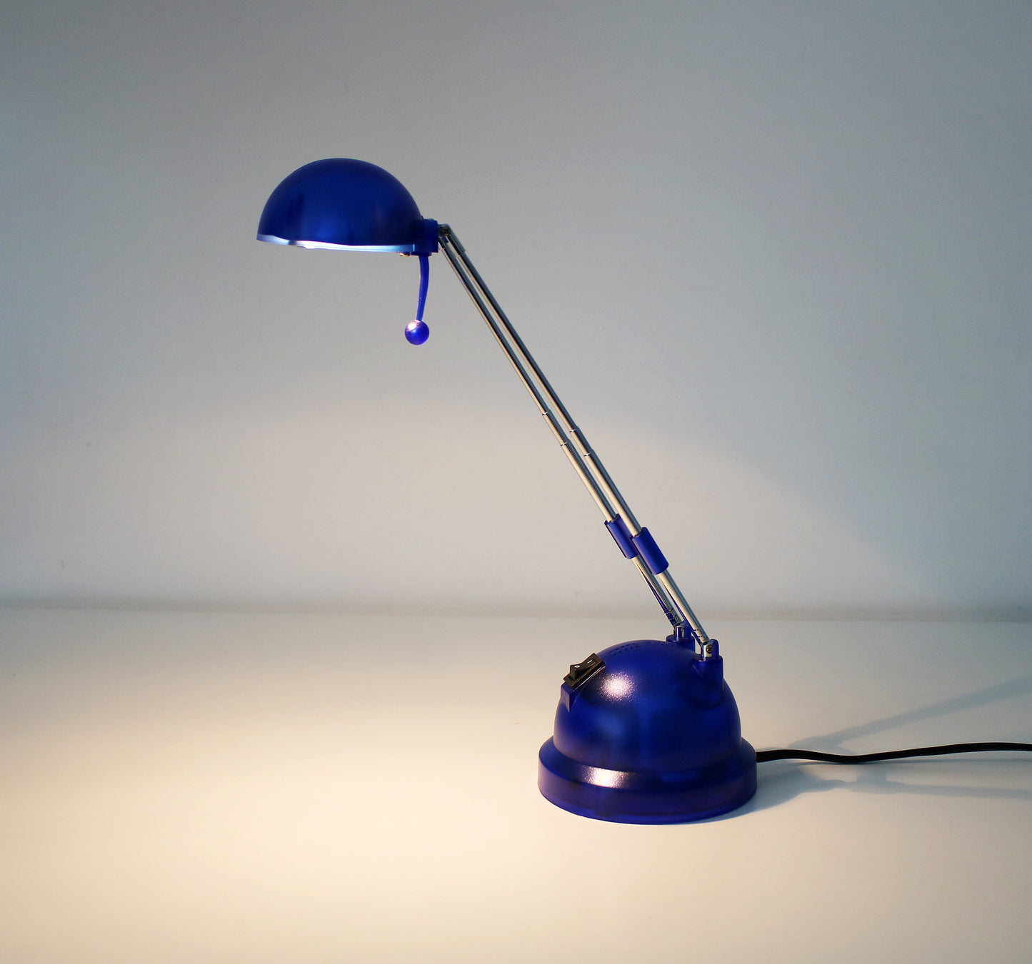 Frosted plastic desk light 1990s / Y2K - Purple or Blue