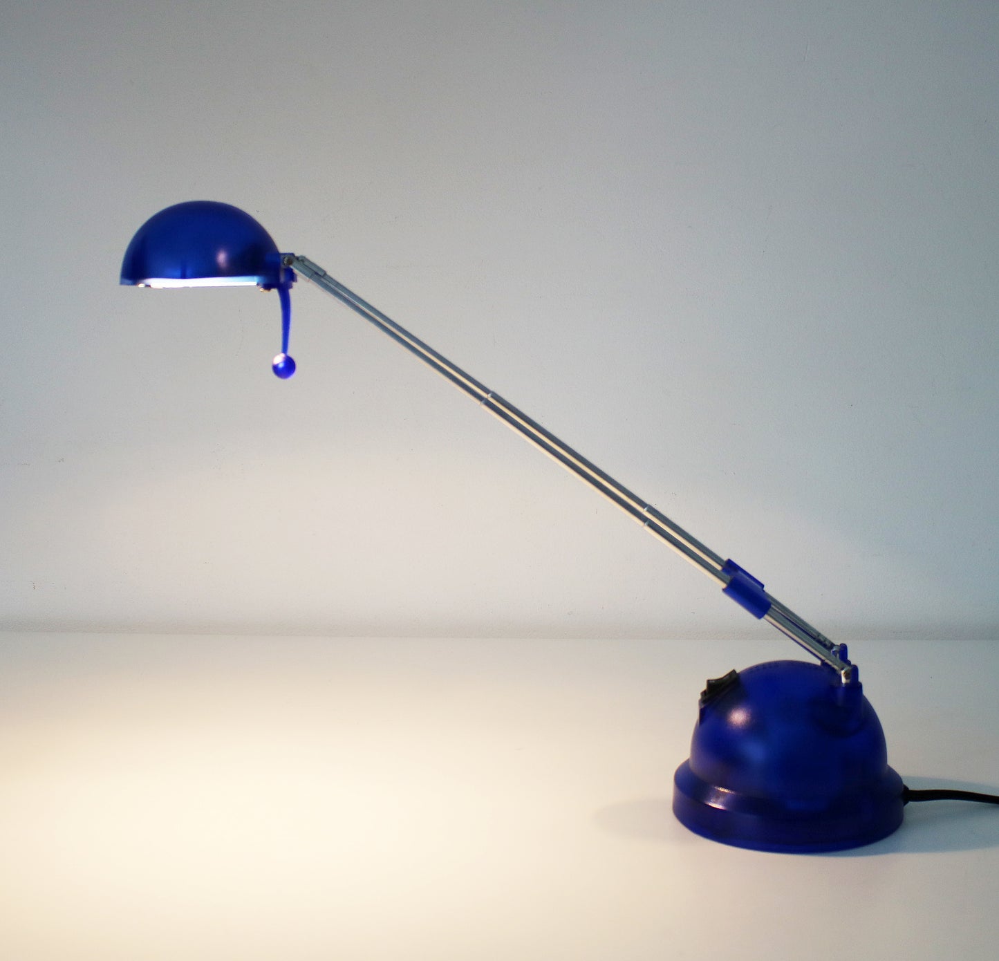 Frosted plastic desk light 1990s / Y2K - Purple or Blue