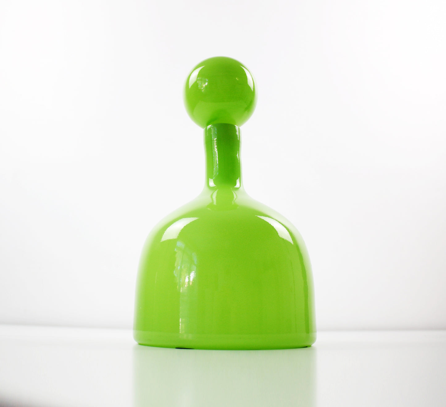 Decorative glass decanter with stopper