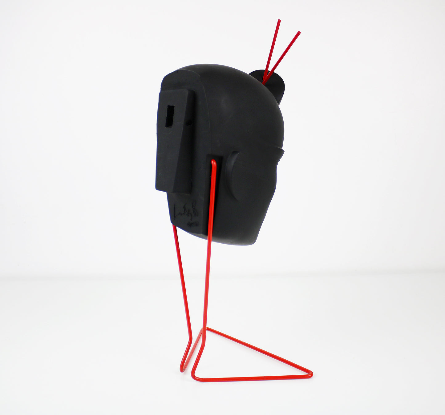 RARE (on stand) Authentic Lindsey B Stix resin sculpture on original red wire stand