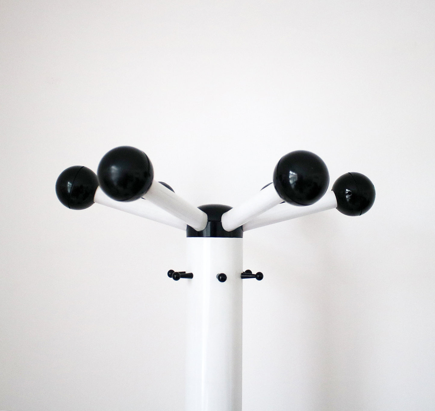 1970s Italian space-age coat stand from Caimi Brevetti