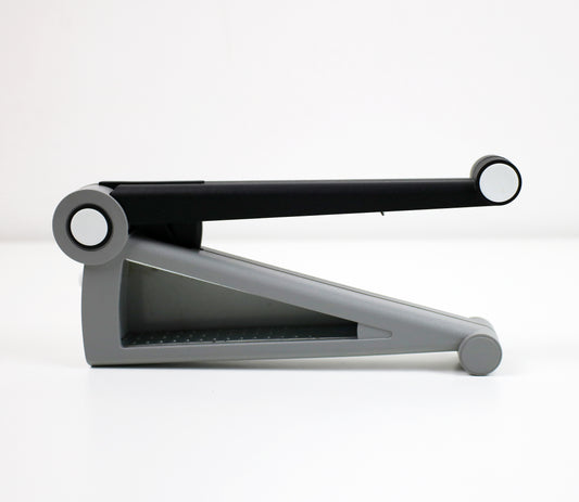 postmodern post modern tuffnut nut cracker nutcrackers by grantz 1980s 80s memphis design in black grey and white plastic