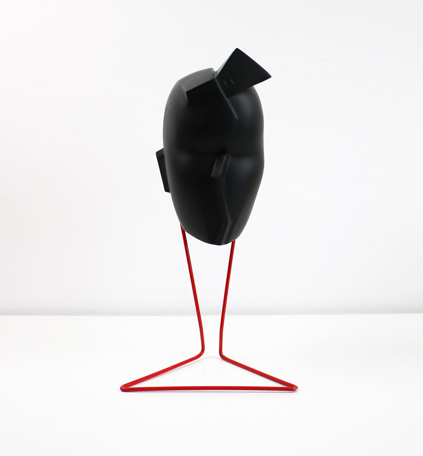 RARE (on stand) Authentic Lindsey B Ziggy resin sculpture on original wire stand