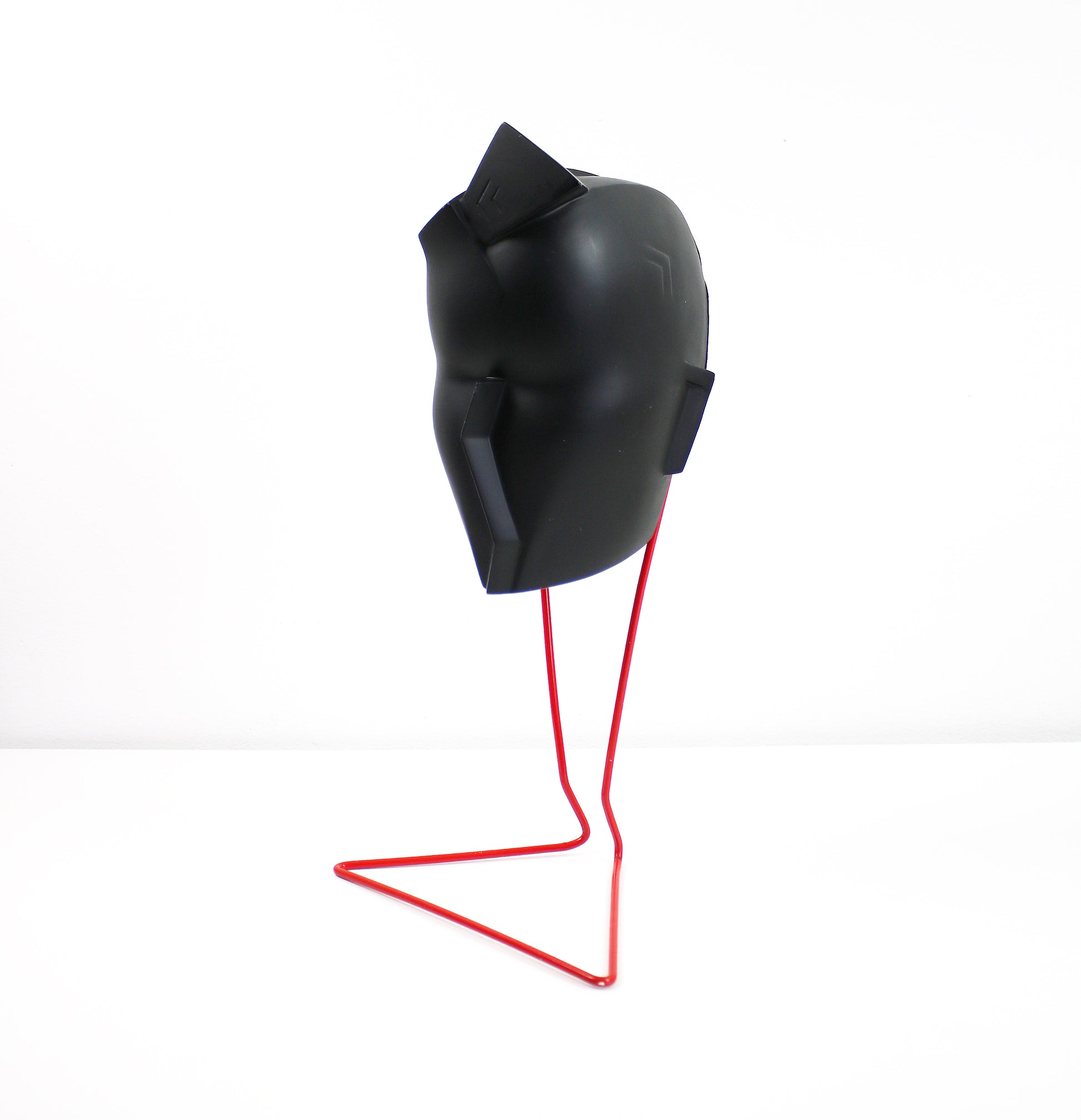 RARE (on stand) Authentic Lindsey B Ziggy resin sculpture on original wire stand