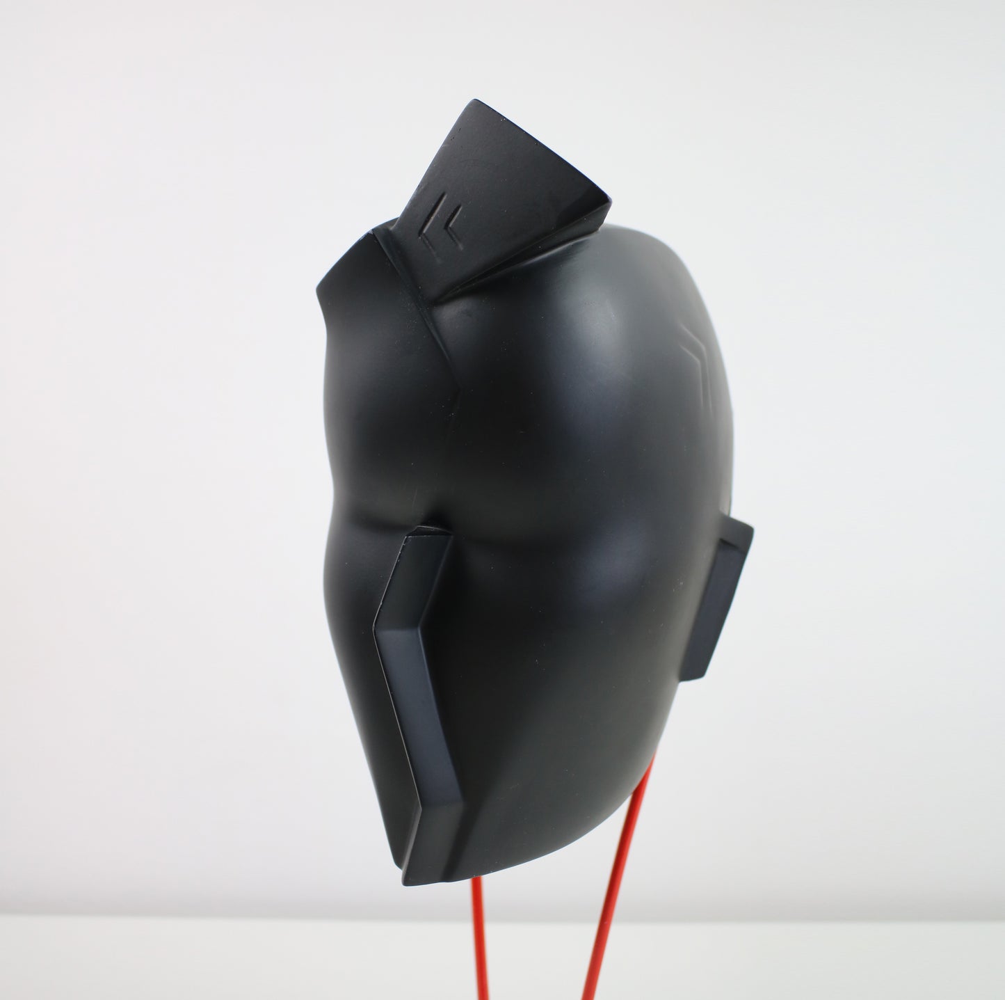 RARE (on stand) Authentic Lindsey B Ziggy resin sculpture on original wire stand