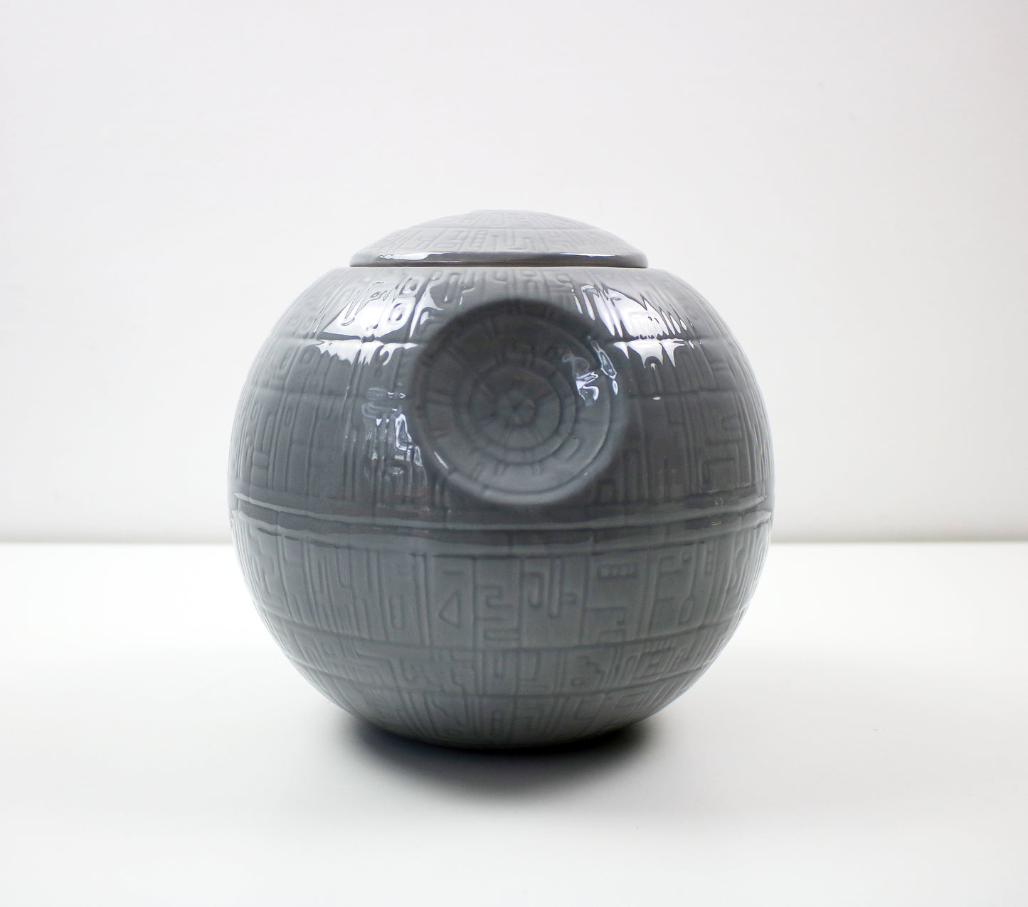 Rare Star Wars Death Star ceramic storage jar Zeon Lucas Film