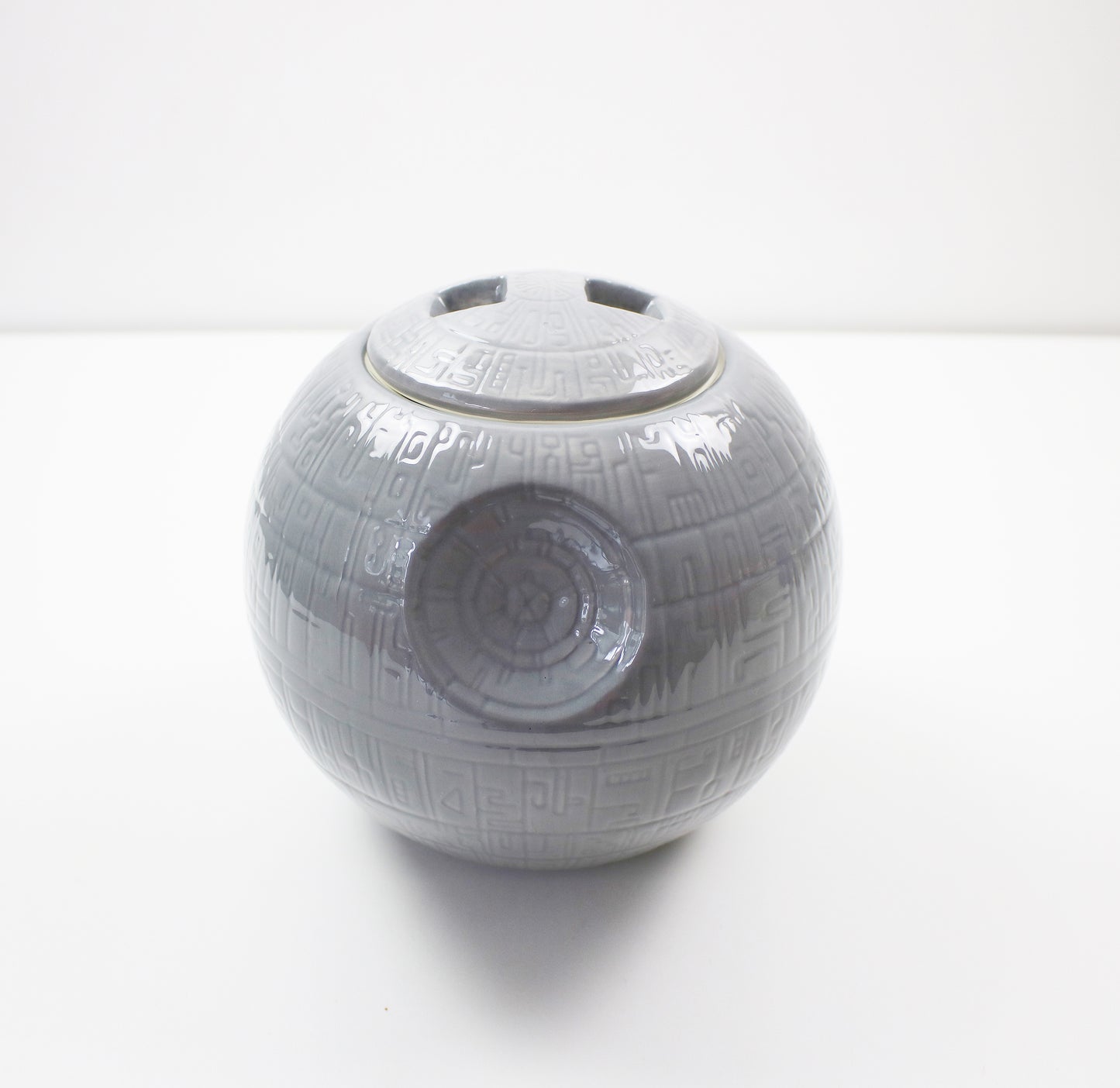 Rare Star Wars Death Star ceramic storage jar Zeon Lucas Film