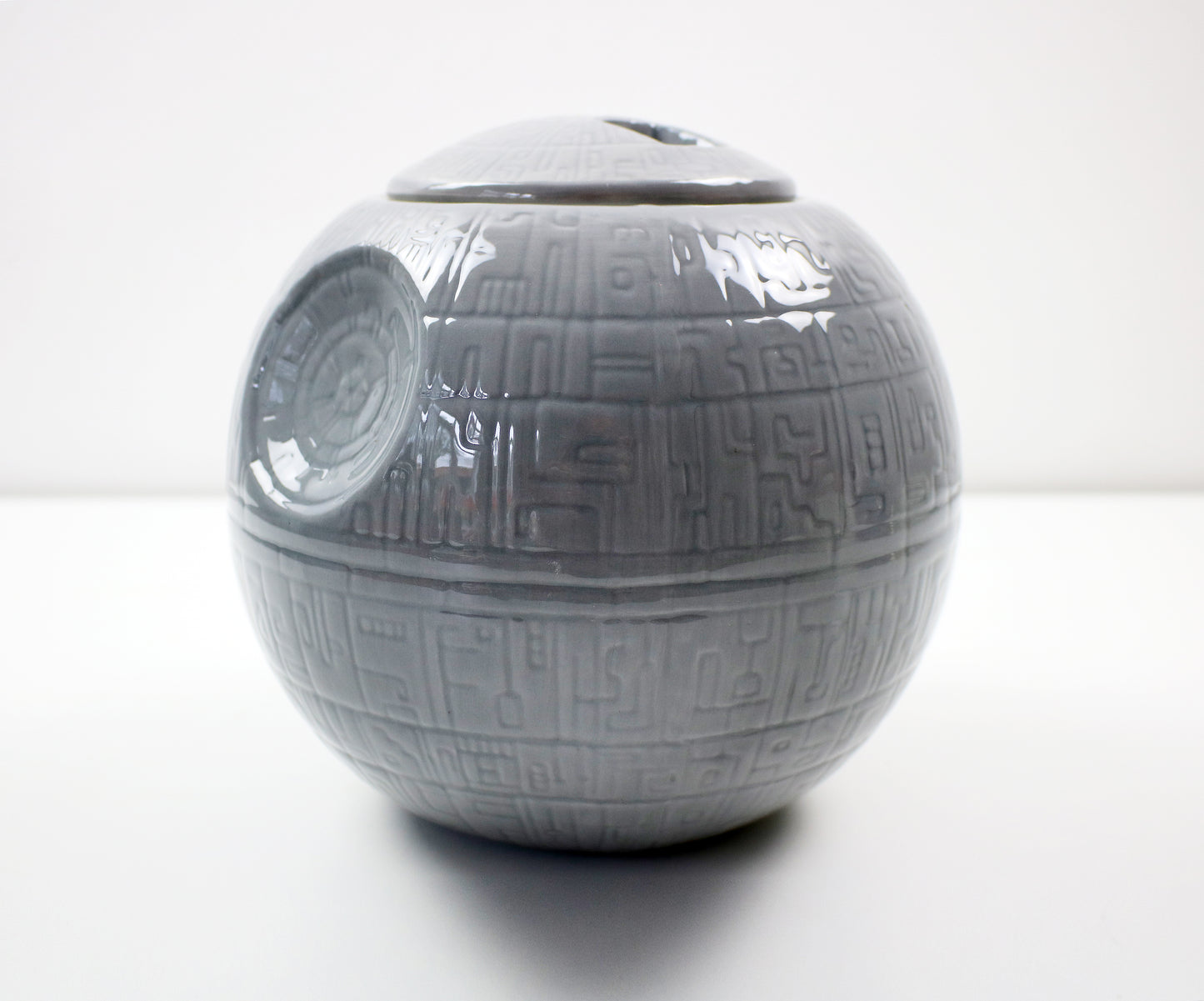 Rare Star Wars Death Star ceramic storage jar Zeon Lucas Film