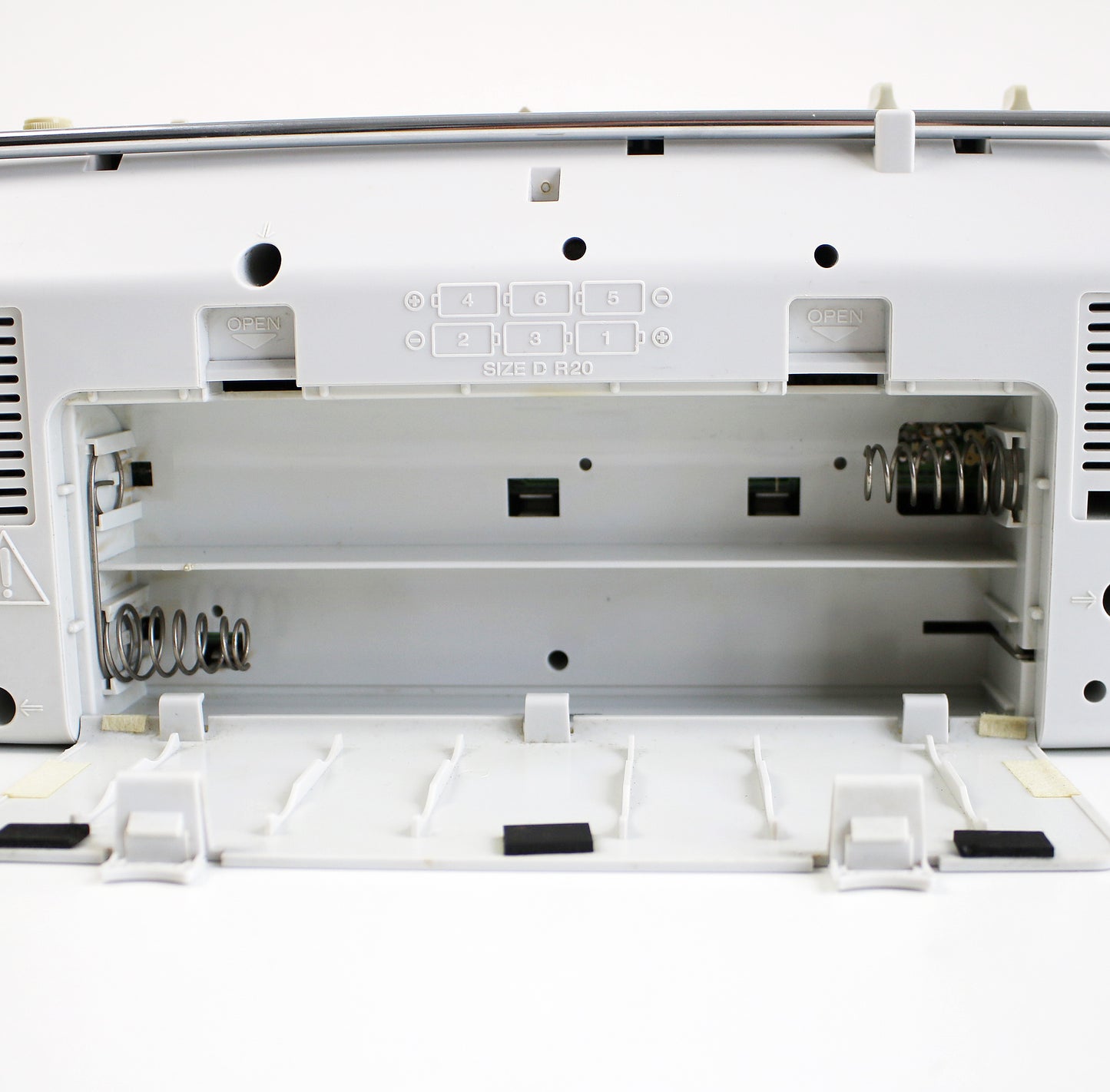 Space age 1989 Sony boombox - radio cassette in pearl white