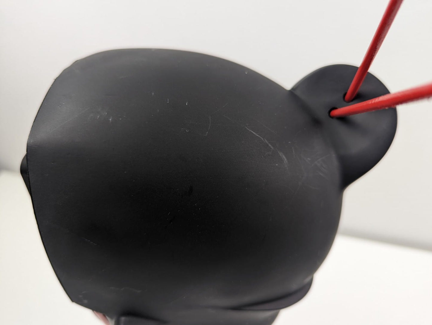 RARE (on stand) Authentic Lindsey B Stix resin sculpture on original red wire stand