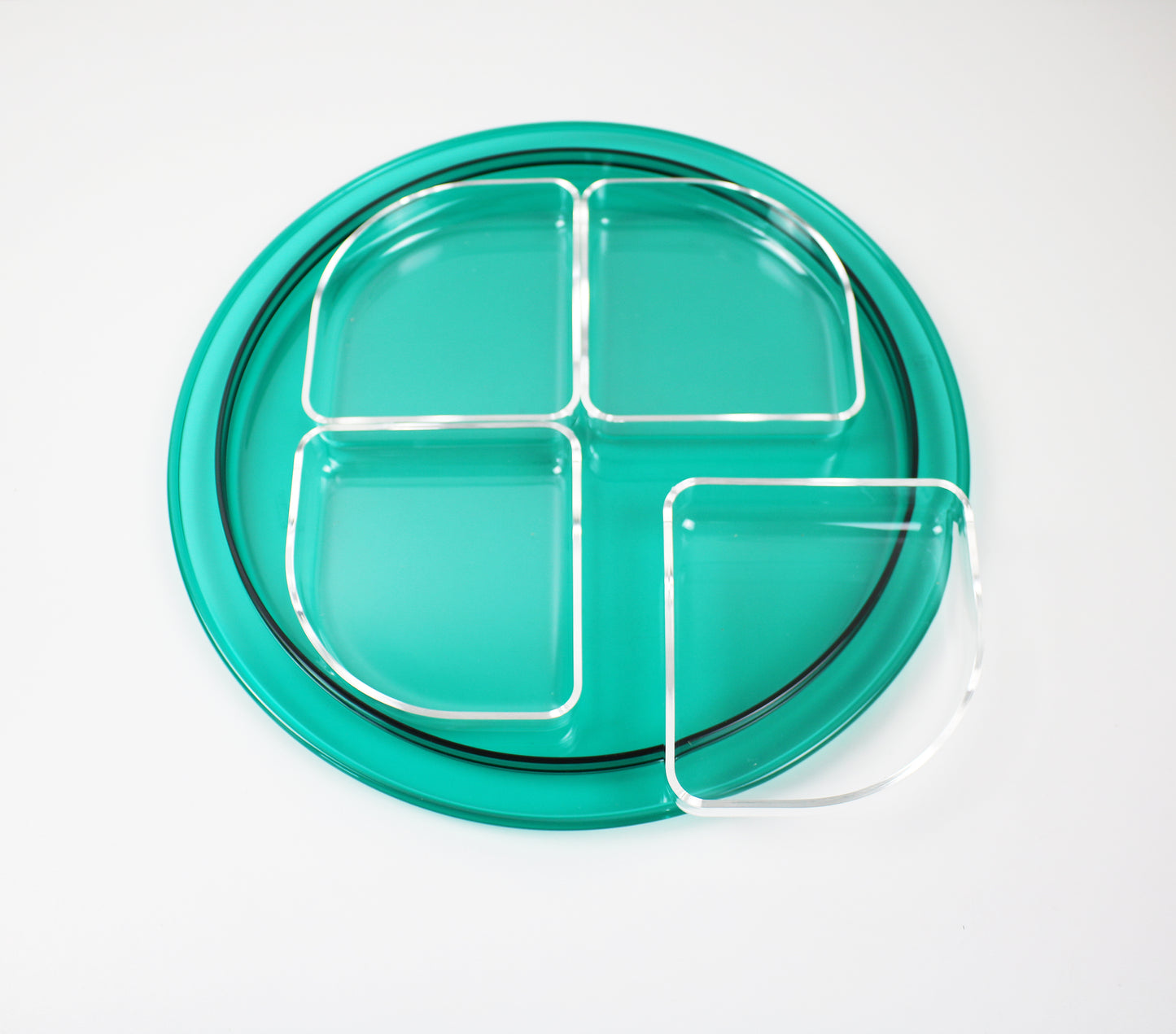 1990s Italian hors d'oeuvres serving tray in clear and clear emerald green lucite by Guzzini - Ninfea range