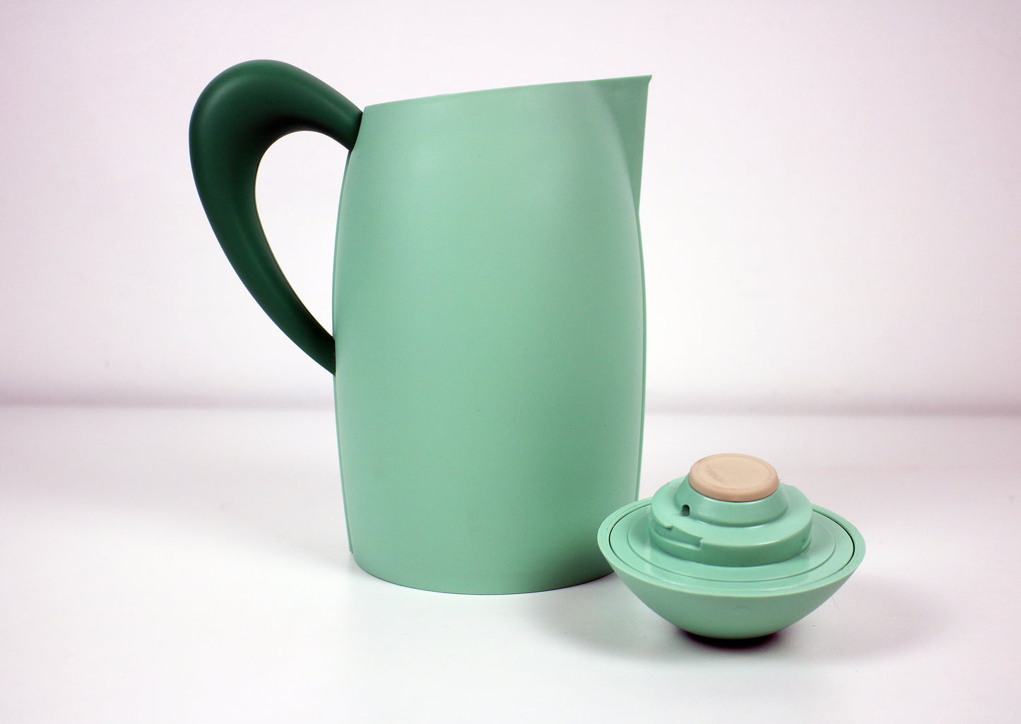 1990s 'Tobia' insulated thermal vacuum jug/ flask Angeletti and Ruzza for Fratelli Guzzini