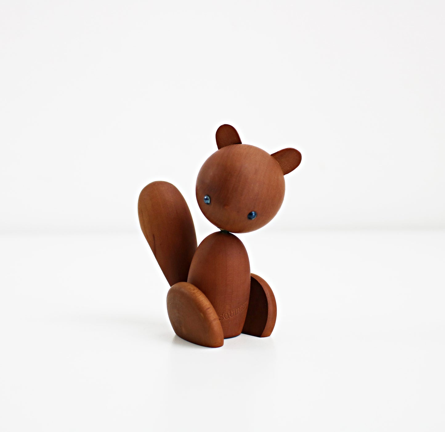 Mid century stylised wooden squirrel by Senshukai Japan boxed