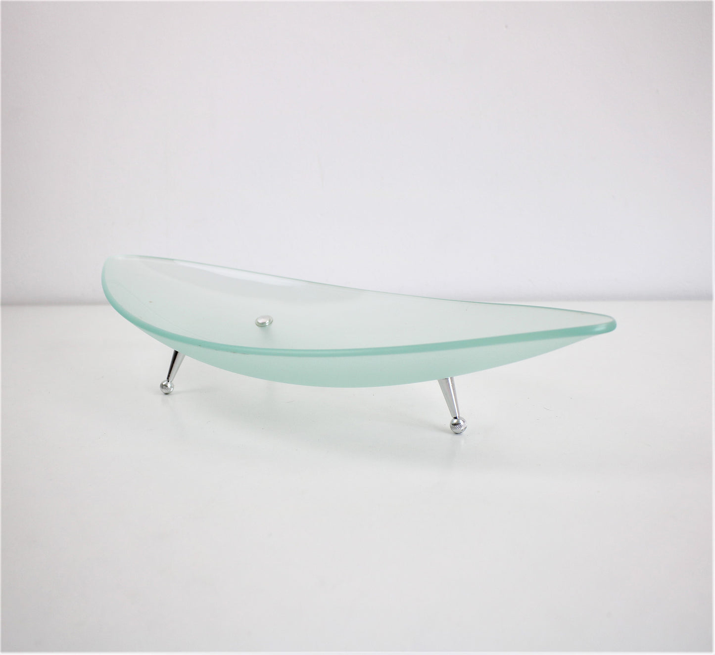 Y2k Preloved fruit bowl in frosted glass and metal