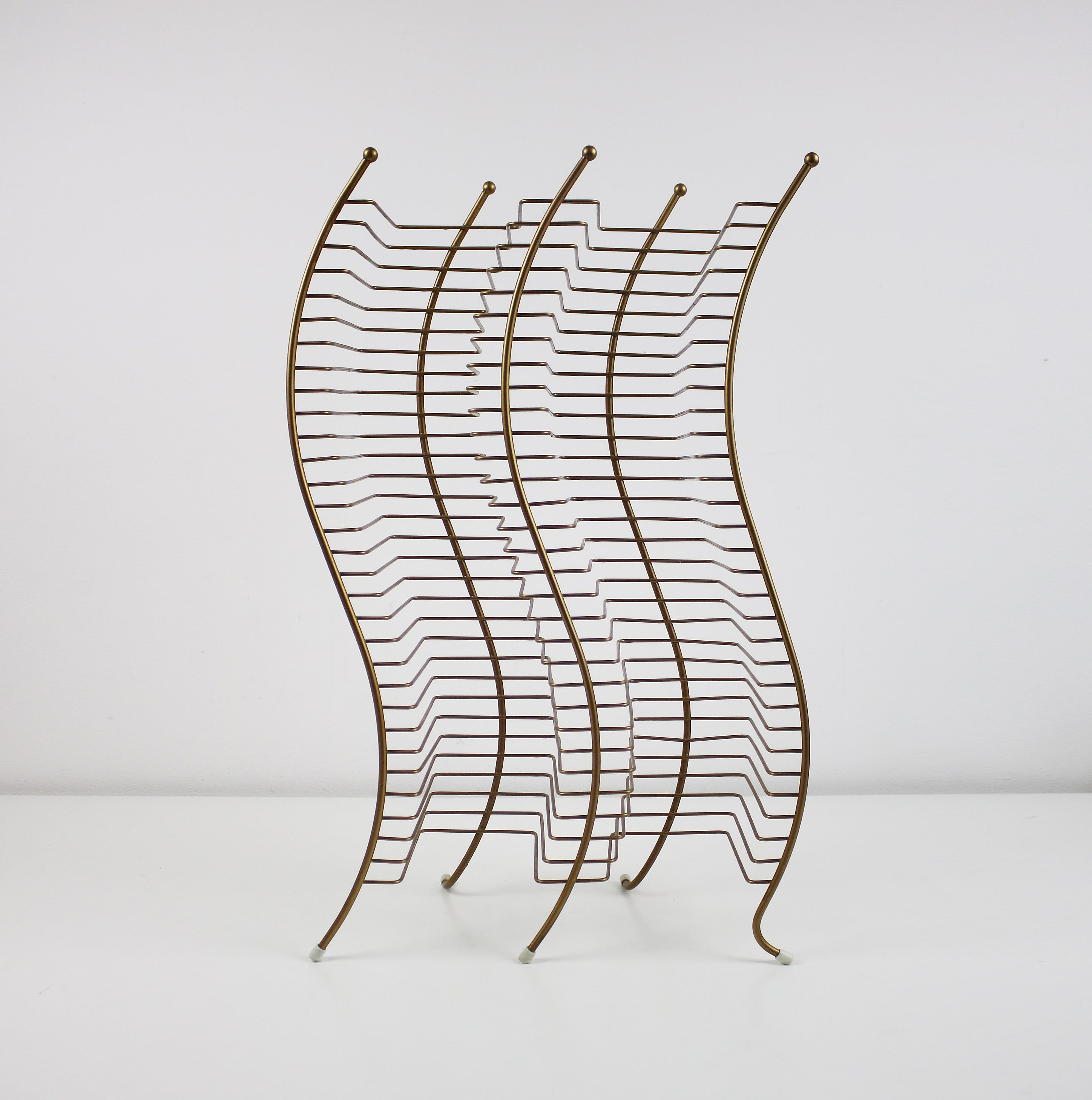 Postmodern gold finish wavy CD storage tower - 60 CDs – Kuladot