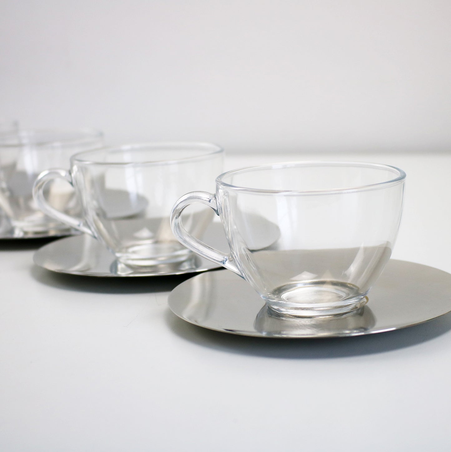 Set of 6 preloved Bodum glass teacups large coffee cups with stainless steel saucers