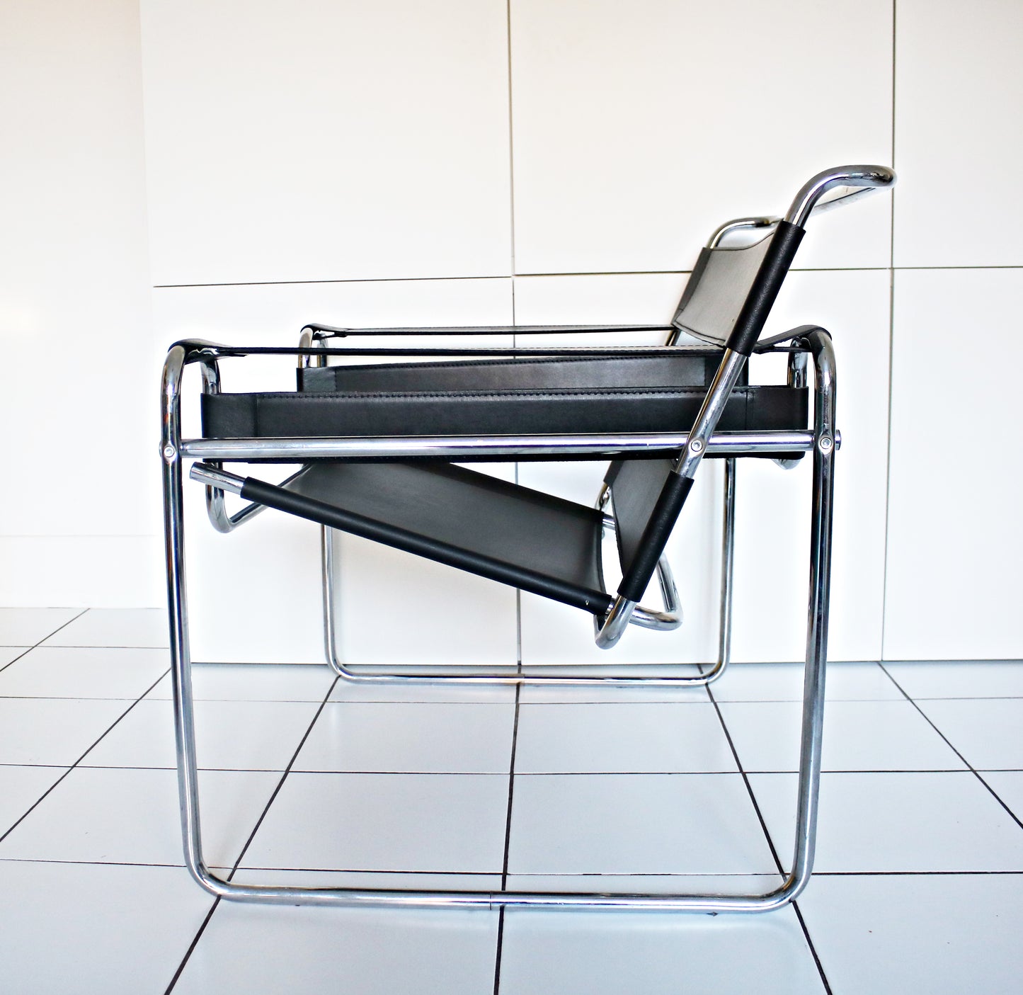 1985 Habitat Wassily armchair in black leather