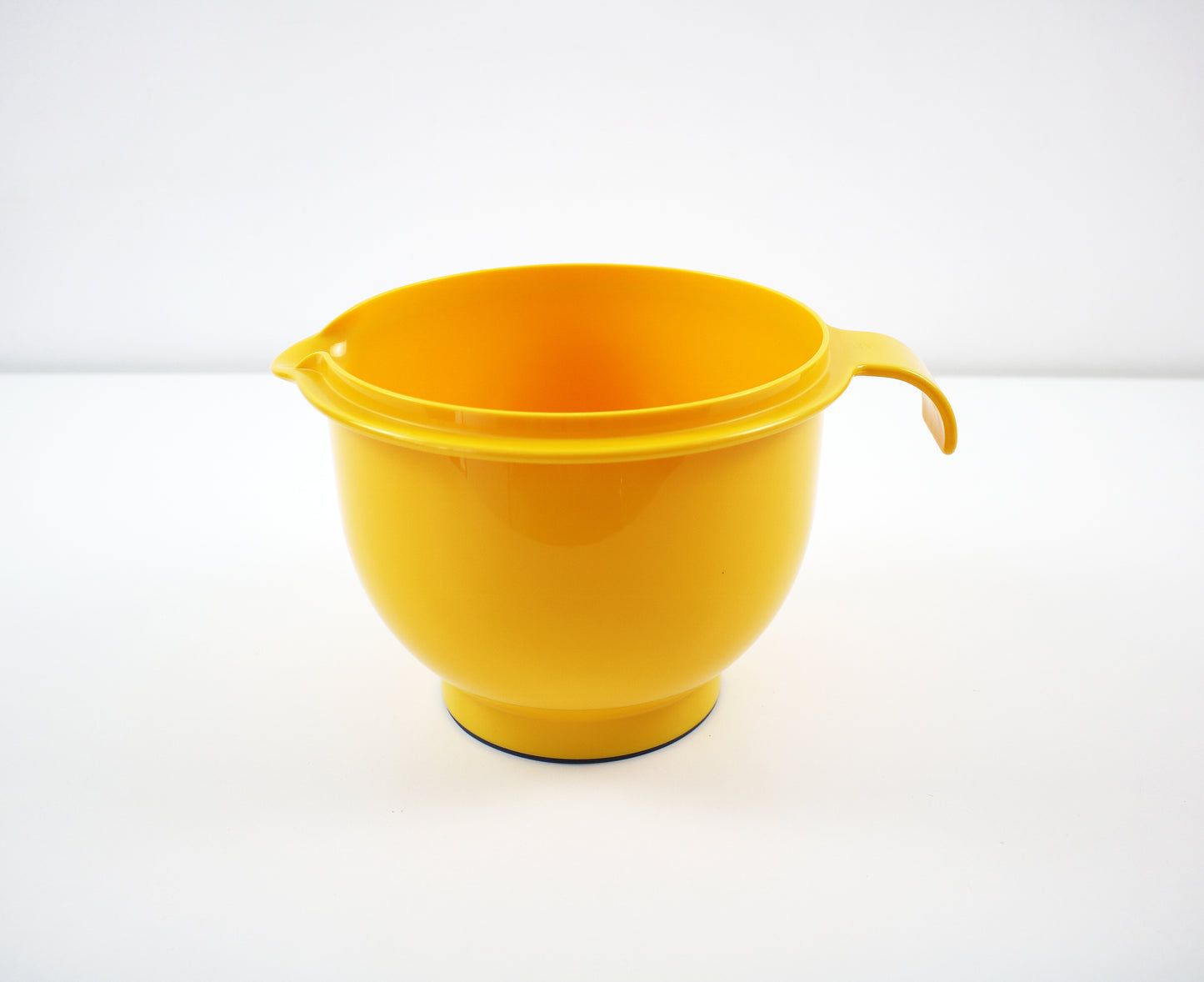 1980s Chef Line yellow mixing bowl by Bruno Gecchelin for Guzzini Italy