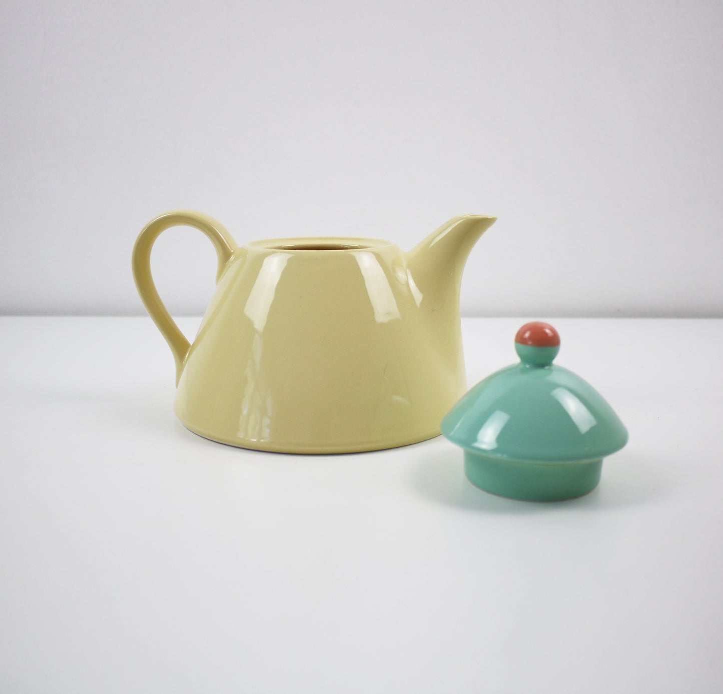 Post modern Italian ceramic tea service by Pagnossin