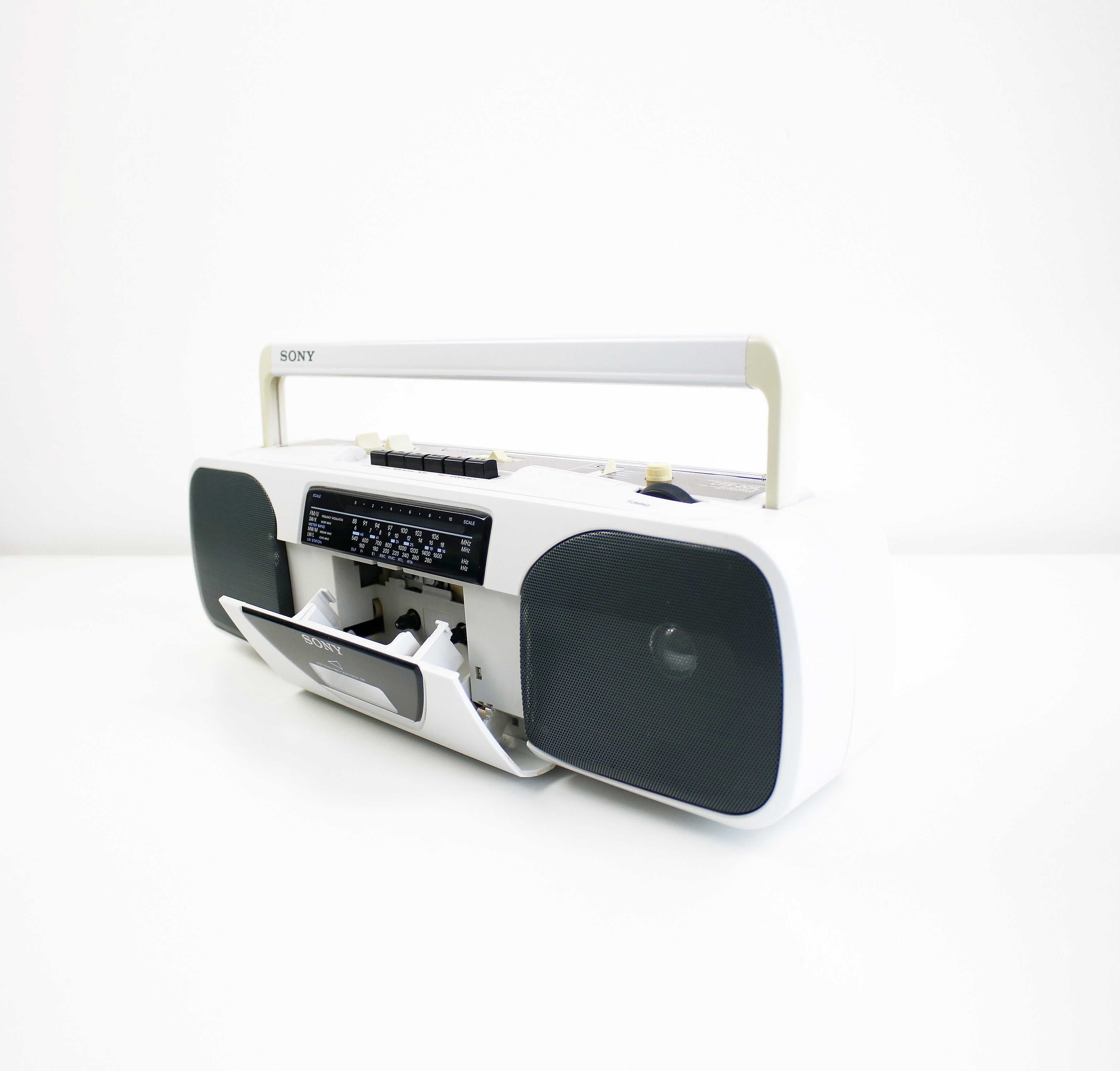 Space age 1989 Sony boombox - radio cassette in pearl white